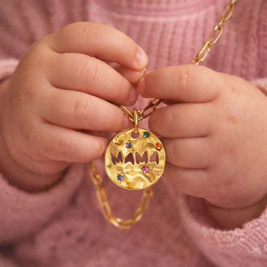 Mama Necklace